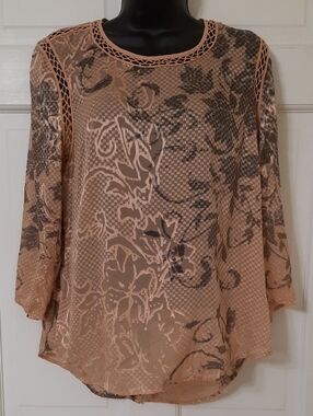 Meadow Rue Peach and Gray Floral Lace-Trim Blouse